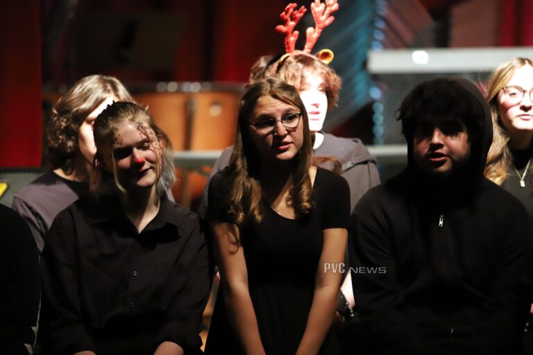 PVHS Choirs Spread Holiday Joy with Heartwarming Performance